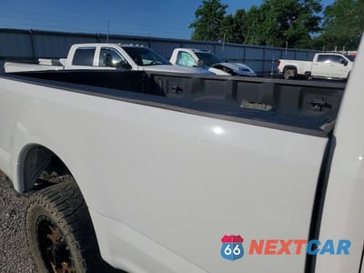Zdjęcie 10 z 12 samochodu: 2022 FORD F350 SUPER DUTY VIN:1FT8W3BTXNEC43268 - miniatura