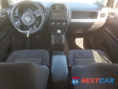 Zdjęcie 8 z 13 samochodu: 2015 JEEP COMPASS SPORT VIN:1C4NJDBB6FD438838 - miniatura