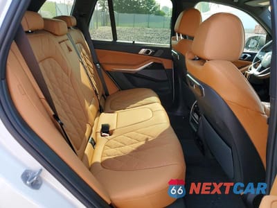 Zdjęcie 11 z 13 samochodu: 2026 BMW X5 XDRIVE40I VIN:5UX23EU09T9312338 - miniatura