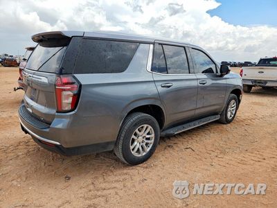 Trzecie zdjęcie samochodu z tyłu: 2021 CHEVROLET TAHOE K1500 LT VIN:1GNSKNKDXMR353595 - miniatura