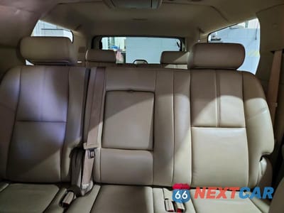 Zdjęcie 10 z 13 samochodu: 2010 GMC YUKON XL K1500 SLT VIN:1GKUKKE30AR177160 - miniatura