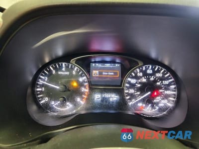 Zdjęcie 9 z 13 samochodu: 2014 NISSAN PATHFINDER SV VIN:5N1AR2MM9EC656556 - miniatura