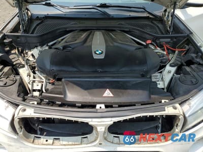 Zdjęcie 11 z 12 samochodu: 2015 BMW X5 XDRIVE50I VIN:5UXKR6C55F0J75697 - miniatura