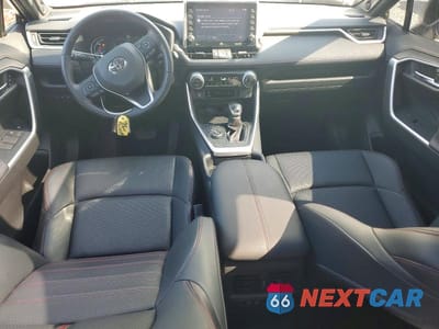 Zdjęcie 8 z 13 samochodu: 2021 TOYOTA RAV4 PRIME XSE VIN:JTMFB3FV5MD012071 - miniatura