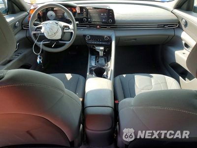 Zdjęcie 8 z 12 samochodu: 2022 HYUNDAI ELANTRA SEL VIN:5NPLS4AG8NH081317 - miniatura
