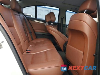 Zdjęcie 10 z 12 samochodu: 2011 BMW 528 I VIN:WBAFR1C54BC749394 - miniatura