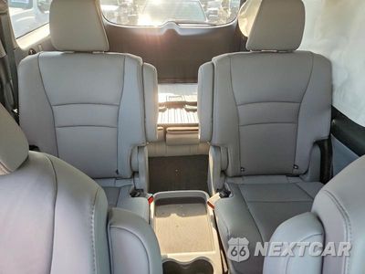 Zdjęcie 10 z 14 samochodu: 2022 HONDA PILOT TOURING VIN:5FNYF5H68NB013403 - miniatura