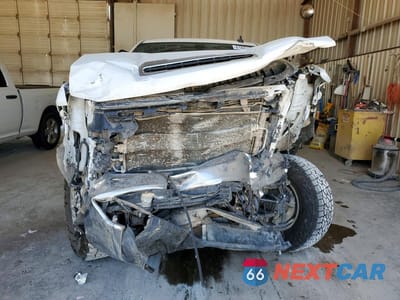 Piąte zdjęcie samochodu w środku: 2023 CHEVROLET SILVERADO K2500 HEAVY DUTY LT VIN:2GC1YNEY7P1728521 - miniatura