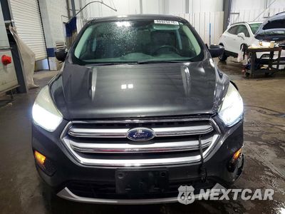 Piąte zdjęcie samochodu w środku: 2017 FORD ESCAPE SE VIN:1FMCU0GD9HUA94275 - miniatura
