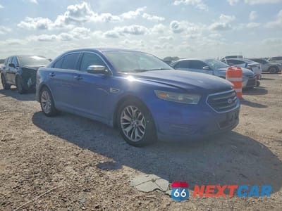 Czwarte zdjęcie samochodu z boku: 2013 FORD TAURUS LIMITED VIN:1FAHP2F8XDG115313 - miniatura