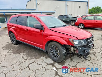 Czwarte zdjęcie samochodu z boku: 2020 DODGE JOURNEY SE VIN:3C4PDCAB0LT261141 - miniatura