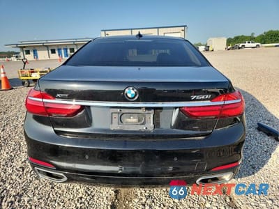 Zdjęcie 6 z 13 samochodu: 2019 BMW 750 XI VIN:WBA7F2C56KB238990 - miniatura