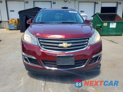 Piąte zdjęcie samochodu w środku: 2017 CHEVROLET TRAVERSE LT VIN:1GNKVGKD7HJ140868 - miniatura