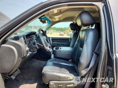 Zdjęcie 7 z 12 samochodu: 2011 GMC SIERRA C1500 SLE VIN:1GTR1VE00BZ175986 - miniatura