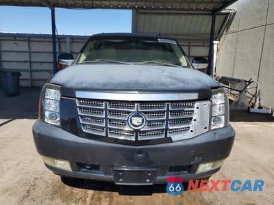 Piąte zdjęcie samochodu w środku: 2007 CADILLAC ESCALADE LUXURY VIN:1GYFK63857R408132 - miniatura