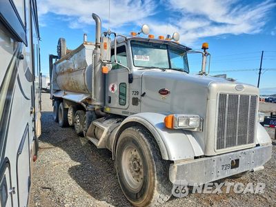 Czwarte zdjęcie samochodu z boku: 2005 PETERBILT 357 DUMP TRUCK VIN:1NPALUEX35D849282 - miniatura