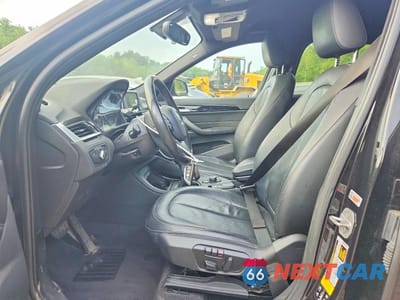 Zdjęcie 7 z 13 samochodu: 2018 BMW X1 XDRIVE28I VIN:WBXHT3C32J5F90813 - miniatura