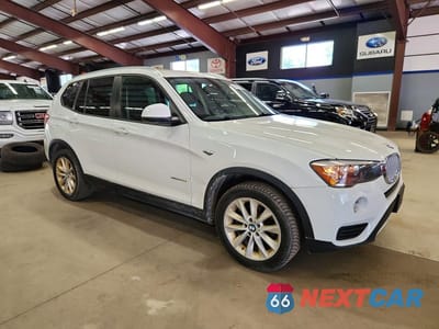 Czwarte zdjęcie samochodu z boku: 2015 BMW X3 VIN:5UXWY3C57F0E95559 - miniatura