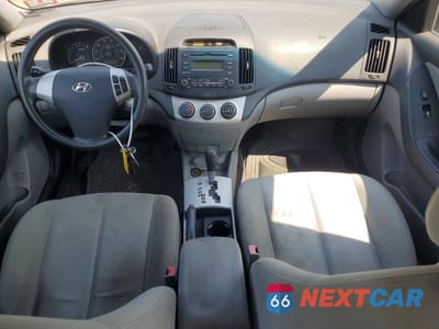 Zdjęcie 8 z 12 samochodu: 2009 HYUNDAI ELANTRA GLS VIN:KMHDU46D79U815241 - miniatura