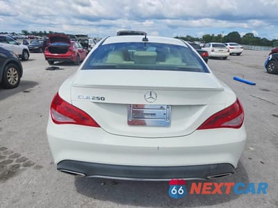 Zdjęcie 6 z 12 samochodu: 2018 MERCEDES-BENZ CLA 250 VIN:WDDSJ4EB2JN594446 - miniatura