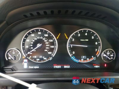 Zdjęcie 9 z 13 samochodu: 2015 BMW X5 XDRIVE35I VIN:5UXKR0C56F0K63185 - miniatura