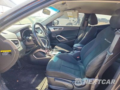 Zdjęcie 7 z 12 samochodu: 2017 HYUNDAI VELOSTER BASE VIN:KMHTC6AD3HU317974 - miniatura