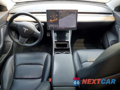 Zdjęcie 8 z 12 samochodu: 2019 TESLA MODEL 3 VIN:5YJ3E1EA9KF208291 - miniatura
