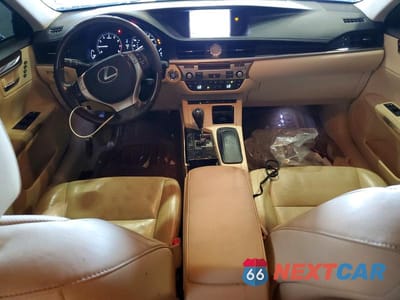 Zdjęcie 8 z 12 samochodu: 2013 LEXUS ES 350 VIN:JTHBK1GG1D2075648 - miniatura