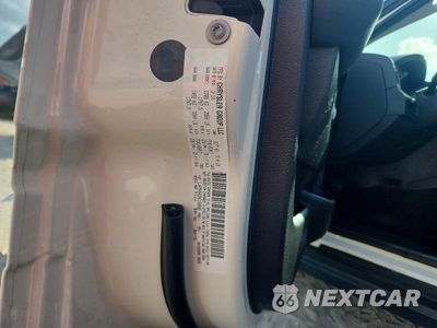 Zdjęcie 14 z 14 samochodu: 2010 JEEP GRAND CHEROKEE LARED VIN:1J4PR4GK2AC150592 - miniatura