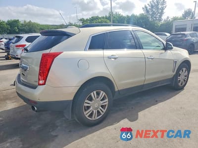 Trzecie zdjęcie samochodu z tyłu: 2015 CADILLAC SRX VIN:3GYFNAE32FS524959 - miniatura