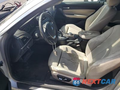 Zdjęcie 7 z 12 samochodu: 2016 BMW 228 I SULEV VIN:WBA1K9C5XGV321550 - miniatura