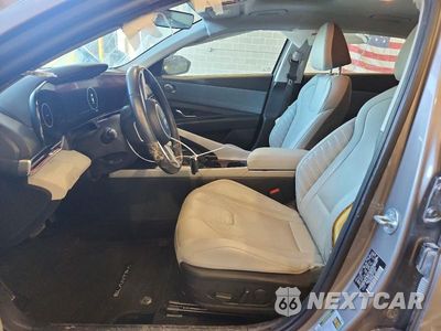 Zdjęcie 7 z 12 samochodu: 2023 HYUNDAI ELANTRA LIMITED VIN:KMHLP4AG1PU570020 - miniatura