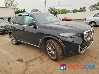 Czwarte zdjęcie samochodu z boku: 2026 BMW X5 XDRIVE40I VIN:5UX23EU08T9242847 - miniatura