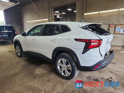 Drugie zdjęcie samochodu z przodu: 2024 CHEVROLET TRAX LS VIN:KL77LFE20RC121560 - miniatura