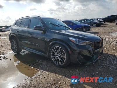 Czwarte zdjęcie samochodu z boku: 2025 BMW X1 XDRIVE28I VIN:WBX73EF09S5349211 - miniatura