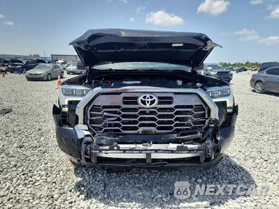 Piąte zdjęcie samochodu w środku: 2026 TOYOTA TUNDRA PLATINUM VIN:5TFWA5EC2TX058159 - miniatura