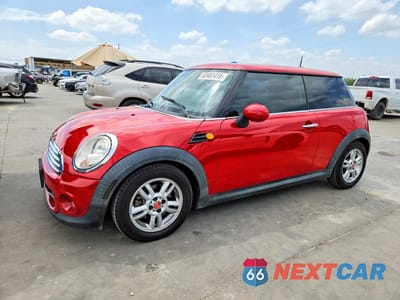 2013 MINI COOPER WMWSU3C5XDT370606 - główne zdjęcie licytacji z USA - miniatura