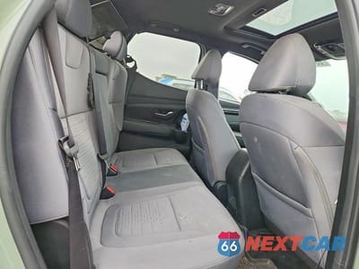 Zdjęcie 10 z 12 samochodu: 2023 HYUNDAI SANTA CRUZ SEL PREMIUM VIN:5NTJDDAF9PH073658 - miniatura