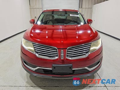 Piąte zdjęcie samochodu w środku: 2016 LINCOLN MKX SELECT VIN:2LMPJ6KR7GBL55444 - miniatura