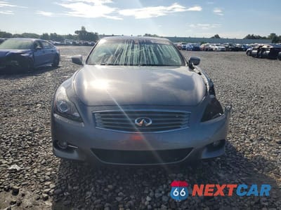 Piąte zdjęcie samochodu w środku: 2014 INFINITI Q60 CONVERTIBLE BASE VIN:JN1CV6FE2EM901278 - miniatura