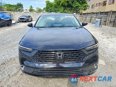 Piąte zdjęcie samochodu w środku: 2024 HONDA ACCORD TOURING HYBRID VIN:1HGCY2F82RA084149 - miniatura