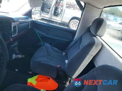Zdjęcie 8 z 12 samochodu: 2002 GMC NEW SIERRA C1500 VIN:1GTEC14W22Z179111 - miniatura