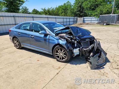 Czwarte zdjęcie samochodu z boku: 2015 HYUNDAI SONATA SPORT 2.0T VIN:5NPE34AB7FH070756 - miniatura