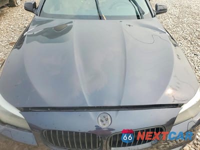 Zdjęcie 11 z 12 samochodu: 2011 BMW 550 XI VIN:WBAFU9C52BC783217 - miniatura