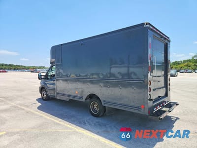 Drugie zdjęcie samochodu z przodu: 2021 FORD TRANSIT T-350 DELIVERY TRUCK VIN:1FDDF6P83MKA45373 - miniatura