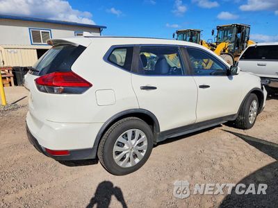Trzecie zdjęcie samochodu z tyłu: 2017 NISSAN ROGUE S VIN:JN8AT2MT9HW133641 - miniatura