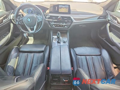Zdjęcie 8 z 12 samochodu: 2018 BMW 530 I VIN:WBAJA5C54JWA36116 - miniatura