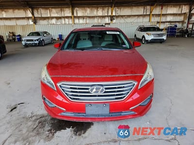 Piąte zdjęcie samochodu w środku: 2017 HYUNDAI SONATA SE VIN:5NPE24AFXHH454507 - miniatura
