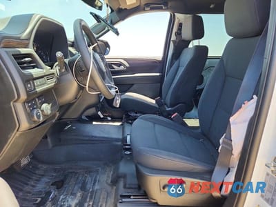 Zdjęcie 7 z 13 samochodu: 2024 CHEVROLET TAHOE K1500 VIN:1GNSKLED3RR236951 - miniatura