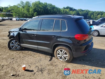 Drugie zdjęcie samochodu z przodu: 2017 VOLKSWAGEN TIGUAN S VIN:WVGBV7AX2HK029199 - miniatura